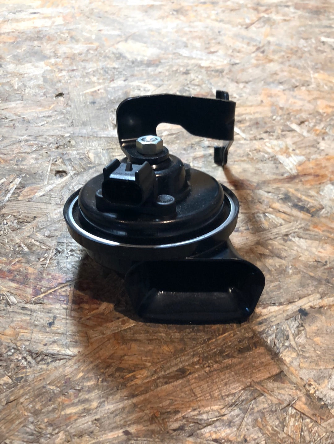Original GM Opel Meriva B Horn Signalhorn Neu