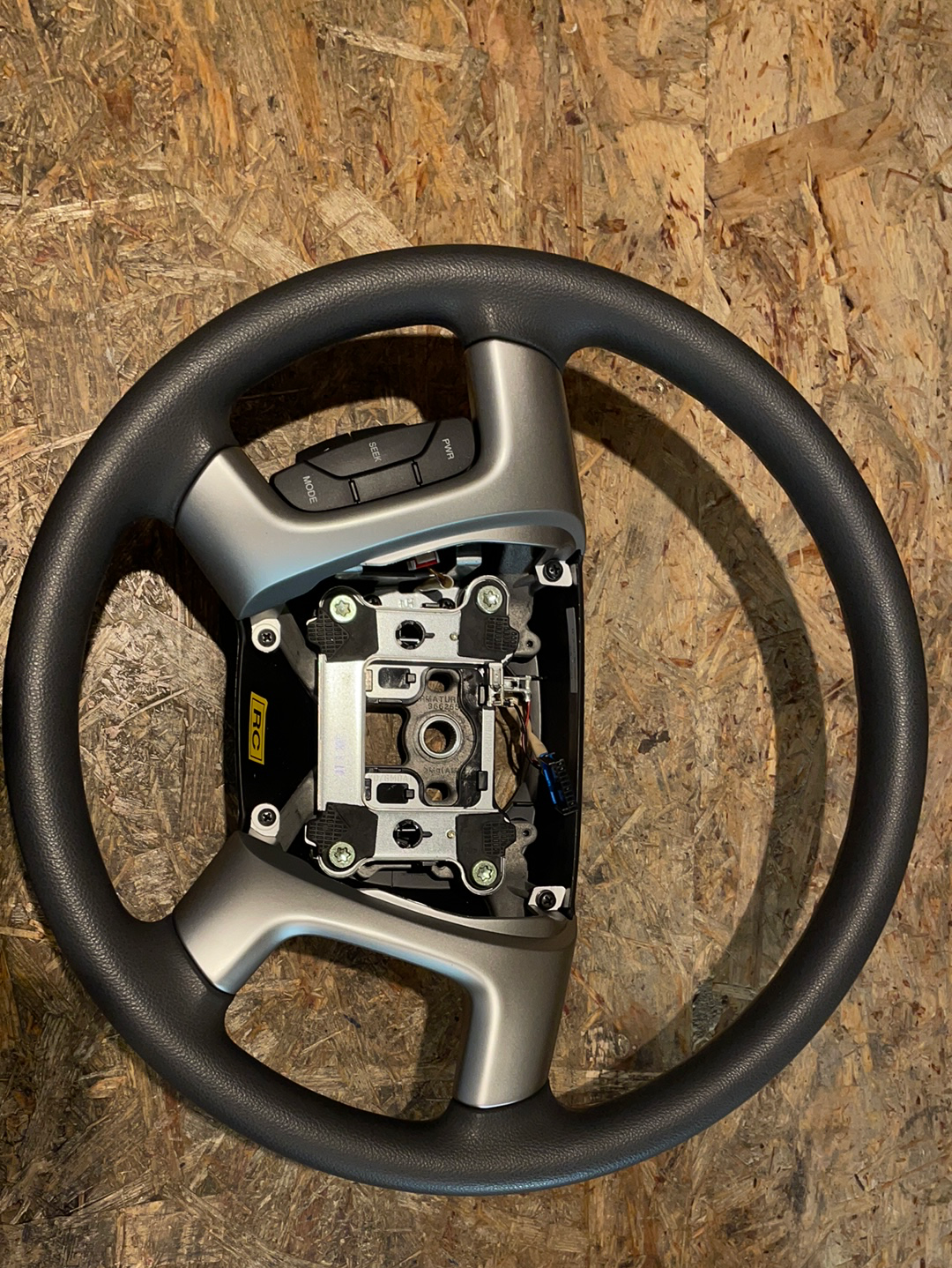 Original GM Chevrolet Captiva Lenkrad Neu