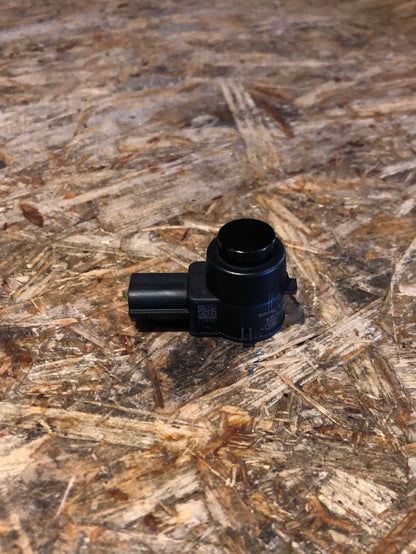 Original GM Opel Astra Insignia Meriva Sensor PDC Neu