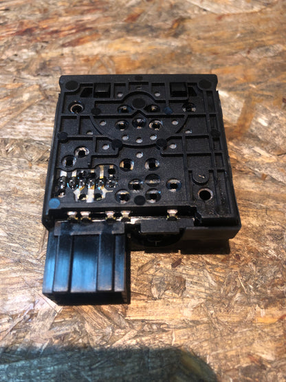 Original GM Opel Vivaro A 1,9 Schalter Nebelscheinwerfer Neu