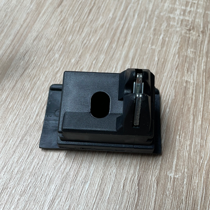 Original GM Opel Kadett E Verschluss Amaturentafelkasten Neu