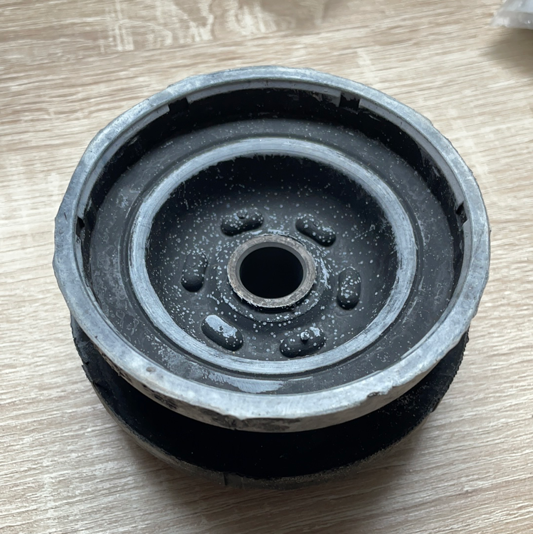 Original GM Opel Omega A/B Federbeinstütze Lager Neu