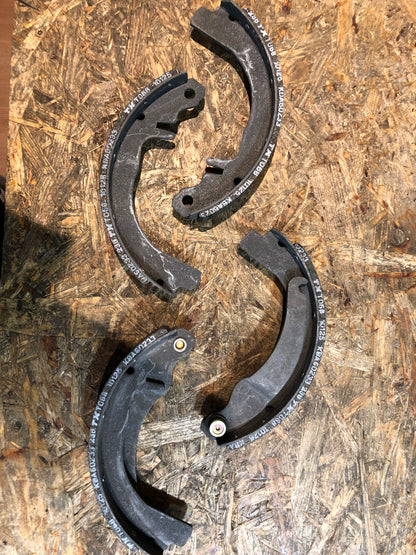 Original Opel GT Olympia Kadett Bremsbacken Neu