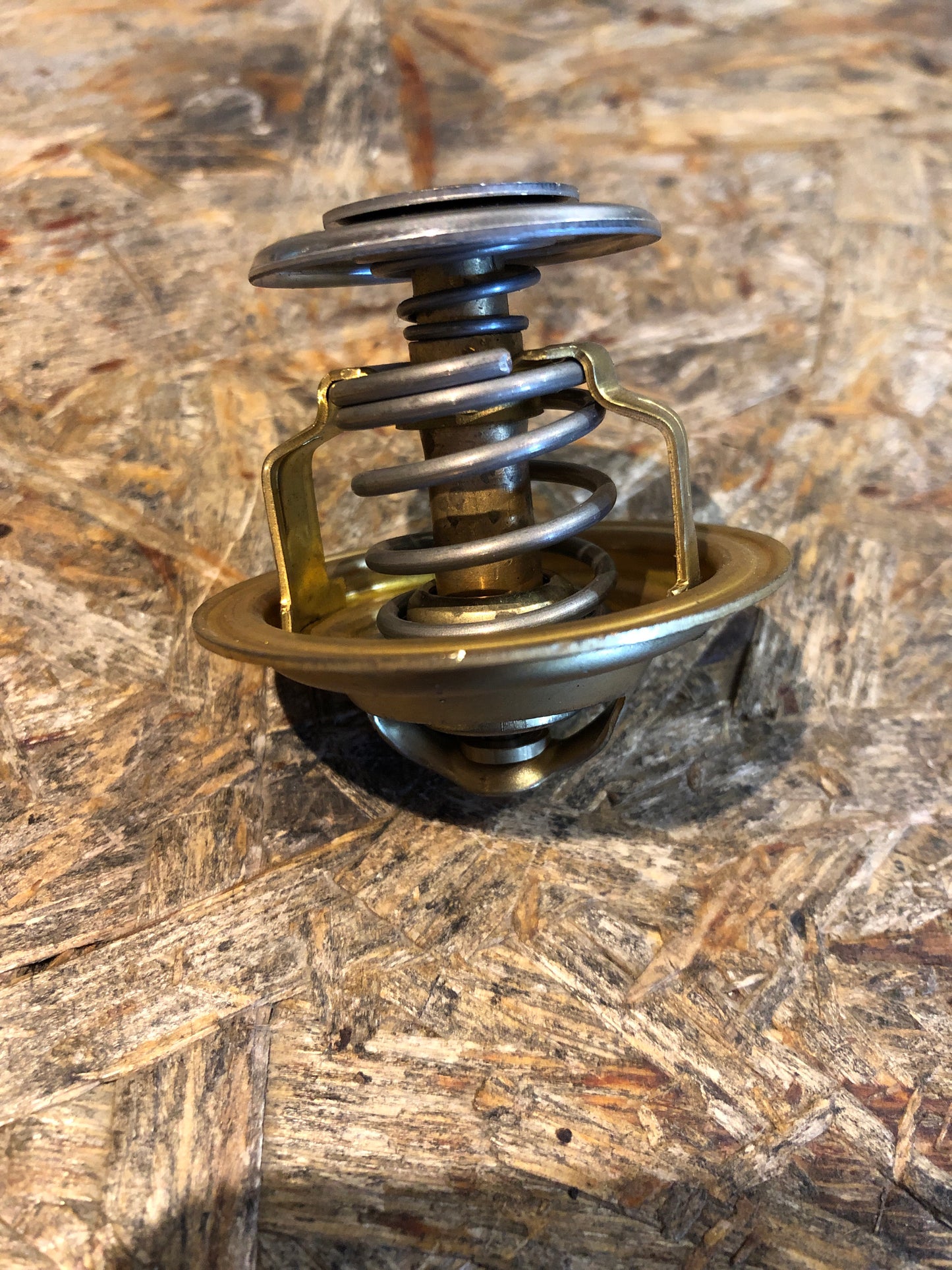 Original GM Opel Commodore Rekord Senator Monza Thermostat Neu