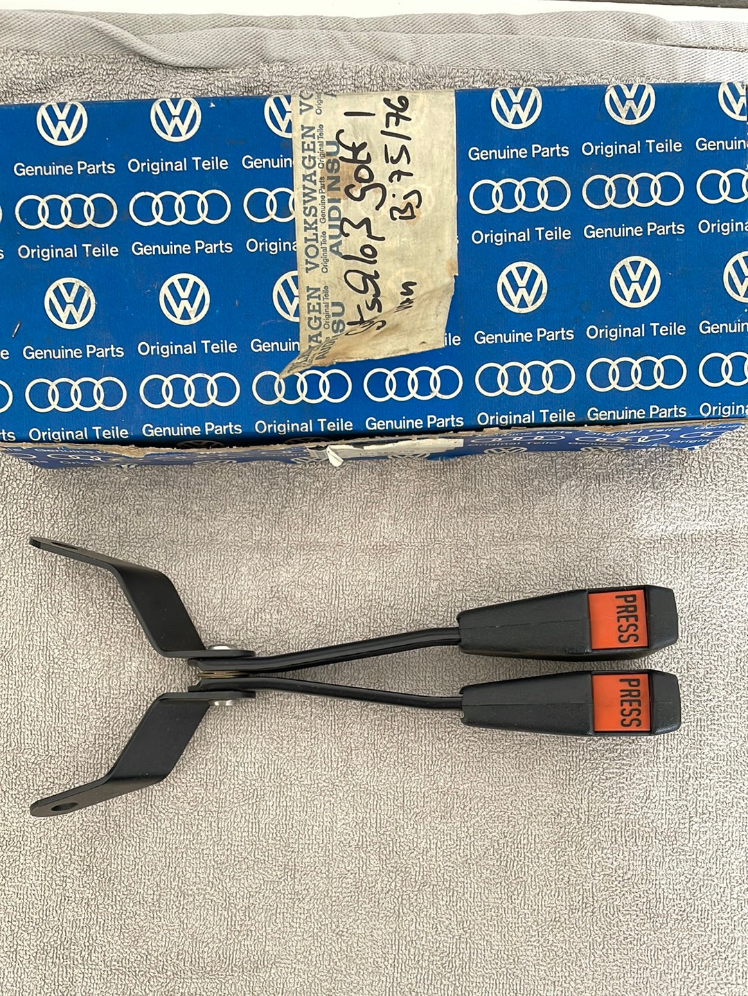 Gurtschloss Golf 1 Original VW Neu