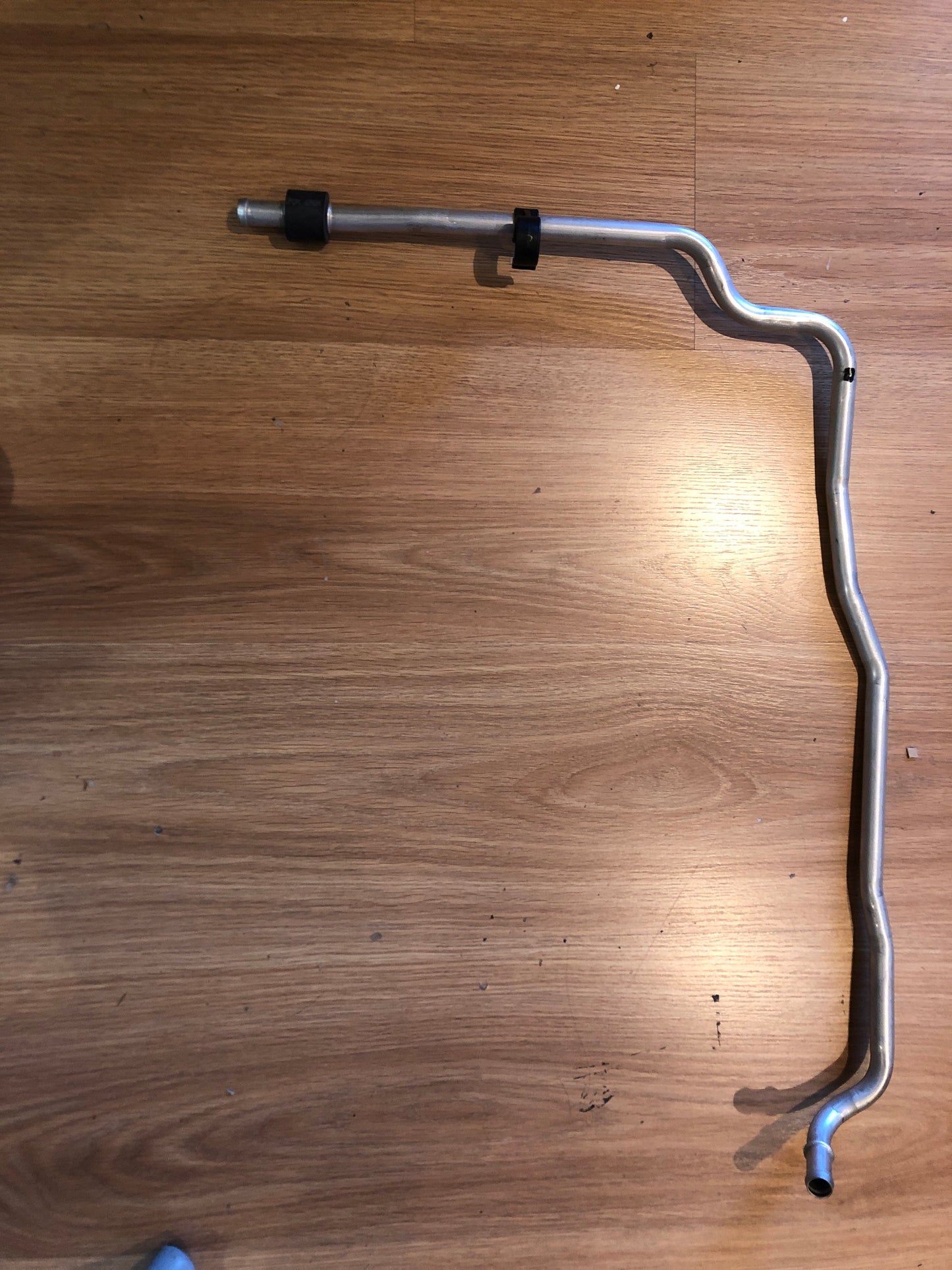 Original GM Opel Corsa B Tigra A Kühlwasserrohr Neu