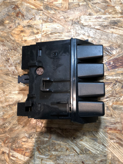 Original Isuzu Opel Campo Schalter Neu