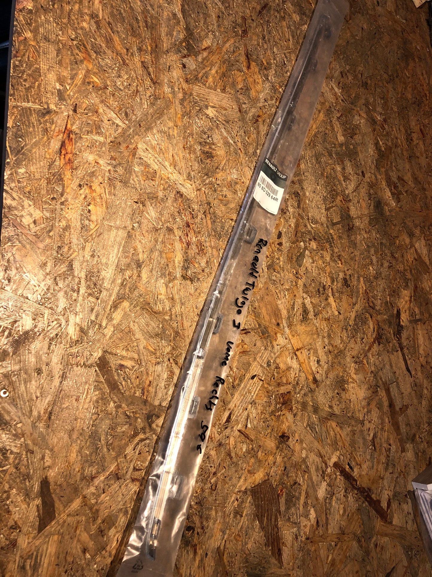 Original Renault Twingo 3 Dichtung vorne rechts Neu