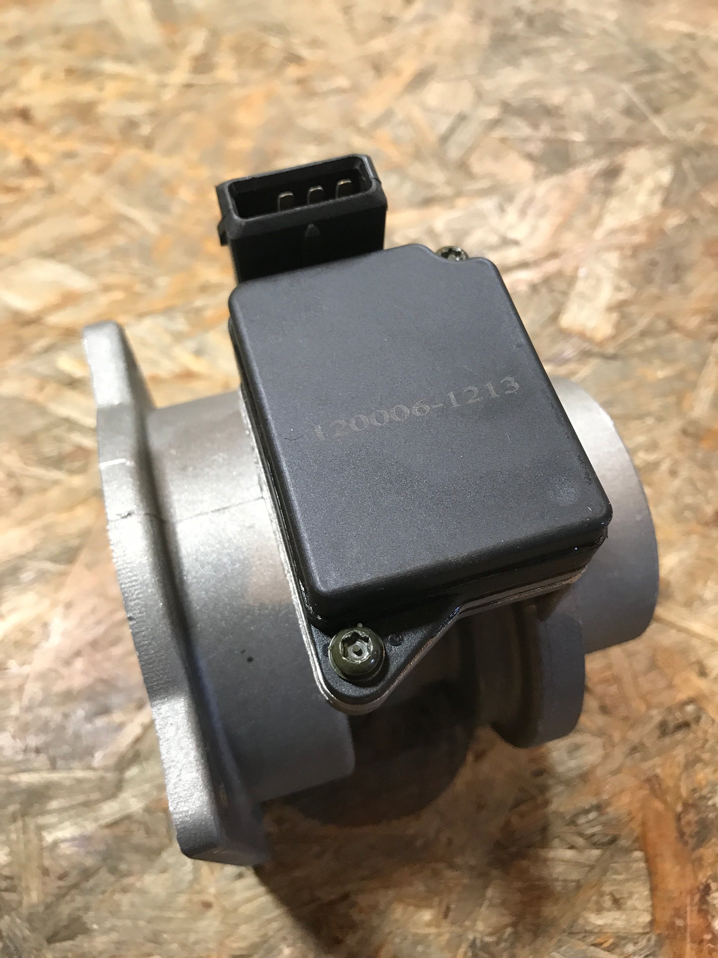 Original Nipparts Nissan Infiniti UVM. Siehe Bild Luftmassenmesser NEU