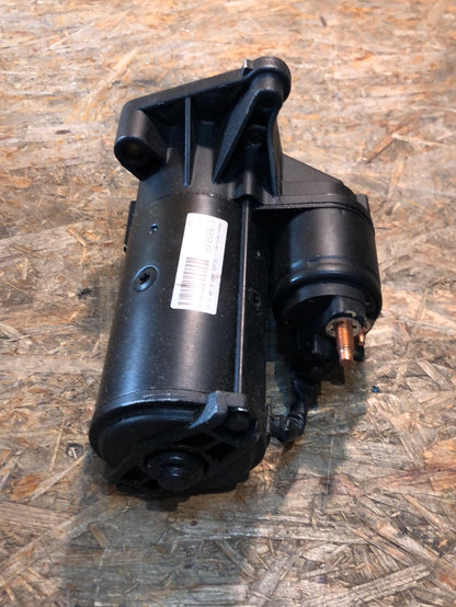 Original GM Opel Movano (U9, E9) Anlasser Starter 12V Neu