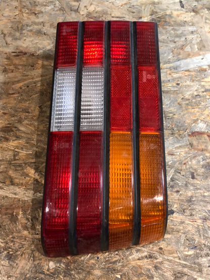 Original GM Opel Ascona C Bj. 81-84 Rückleuchte Links Neu
