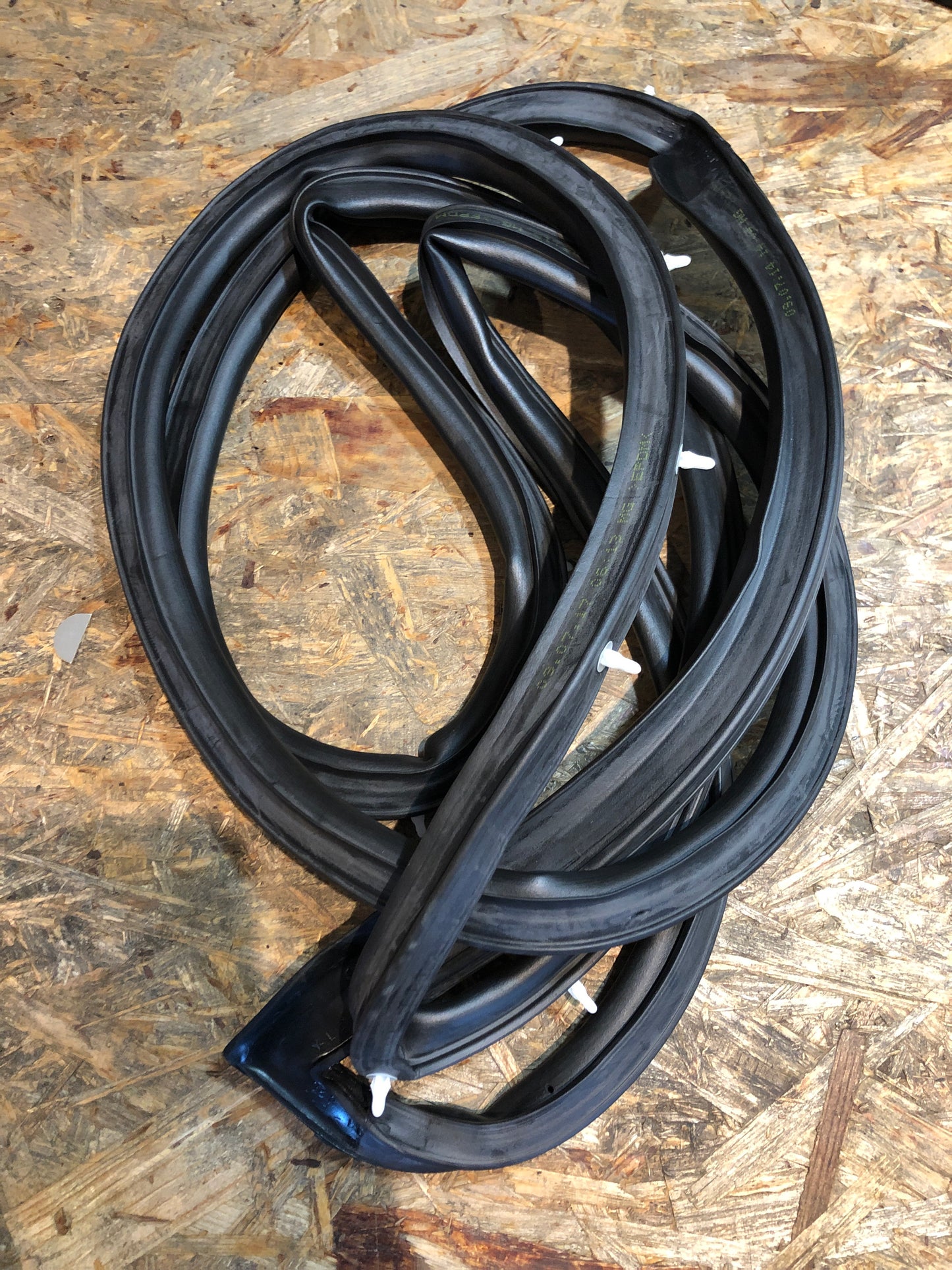Original GM Chevrolet Daewoo Nubira Türdichtung vorne Neu