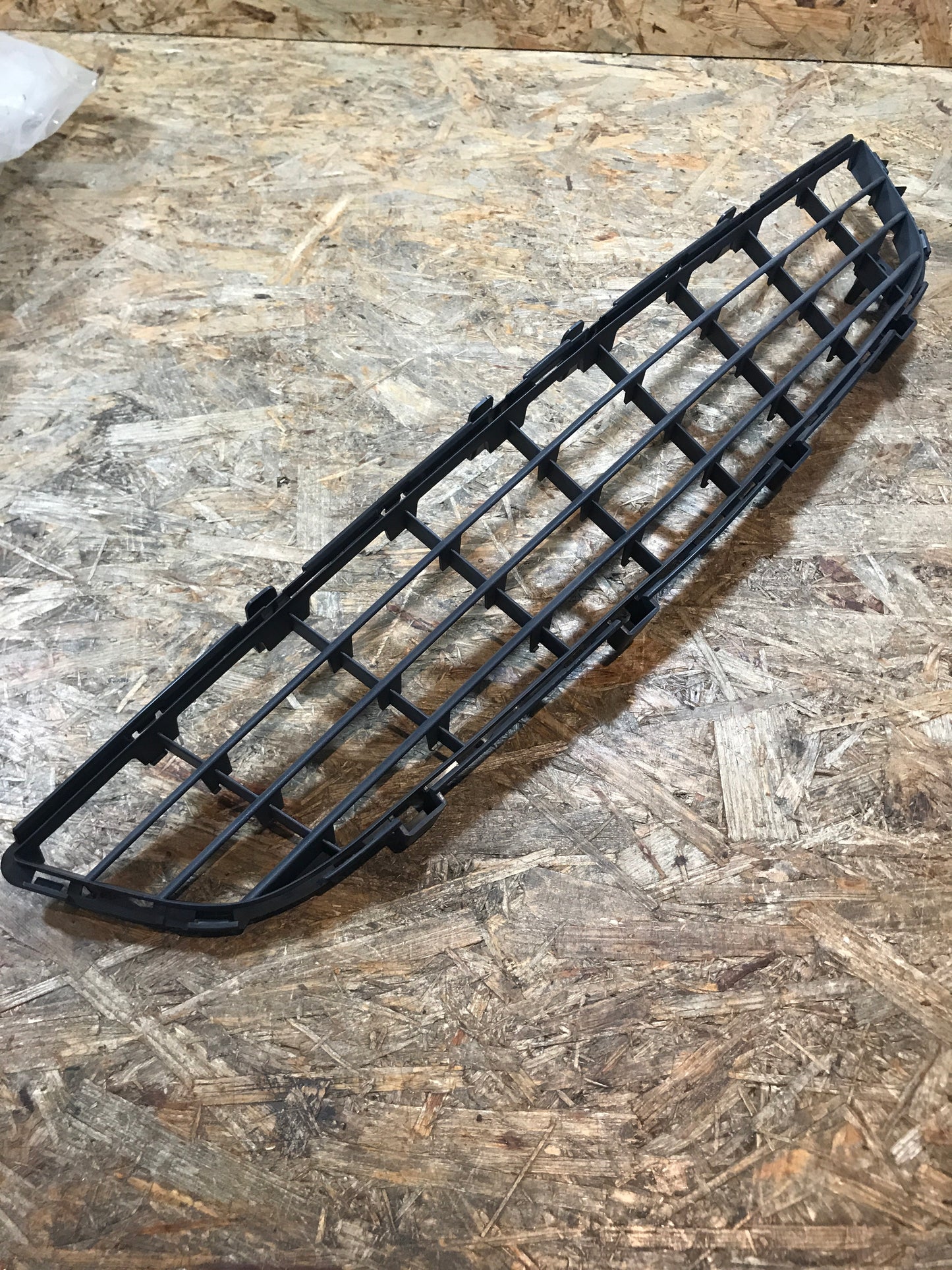 Original Opel Vectra C 02-05 Frontgrill unten NEU