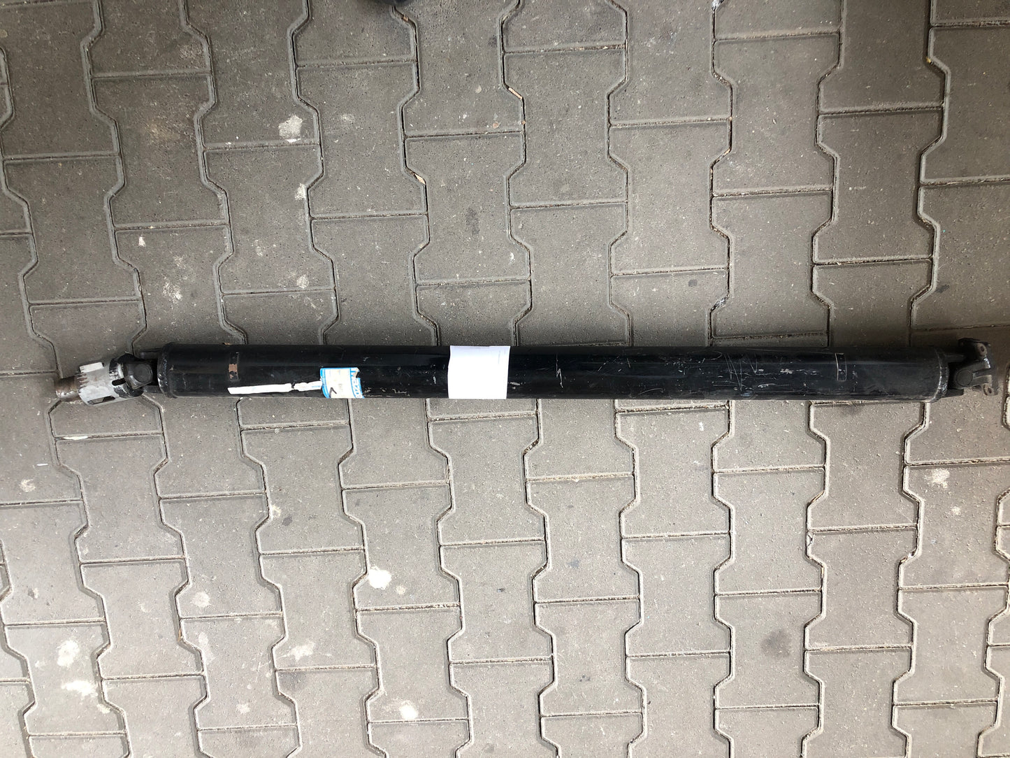 Original Mazda 323 Kardanwelle Neu
