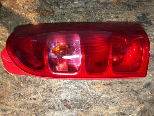 Original GM Opel Movano A Rückleuchte Rechts Neu