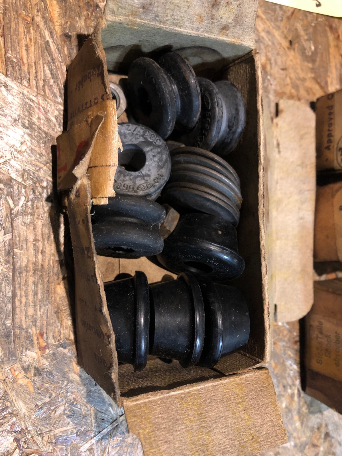 Original Opel Kadett A Befestigungsset Stoßdämpfer Neu