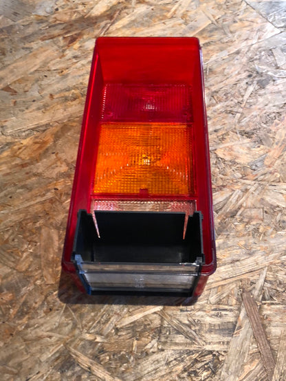 Original Hella Universal Rückleuchte rechts Neu