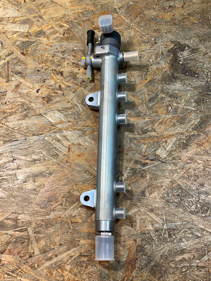 Original GM Opel Agila A Corsa C Tigra Verteilerrohr Kraftstoff Neu