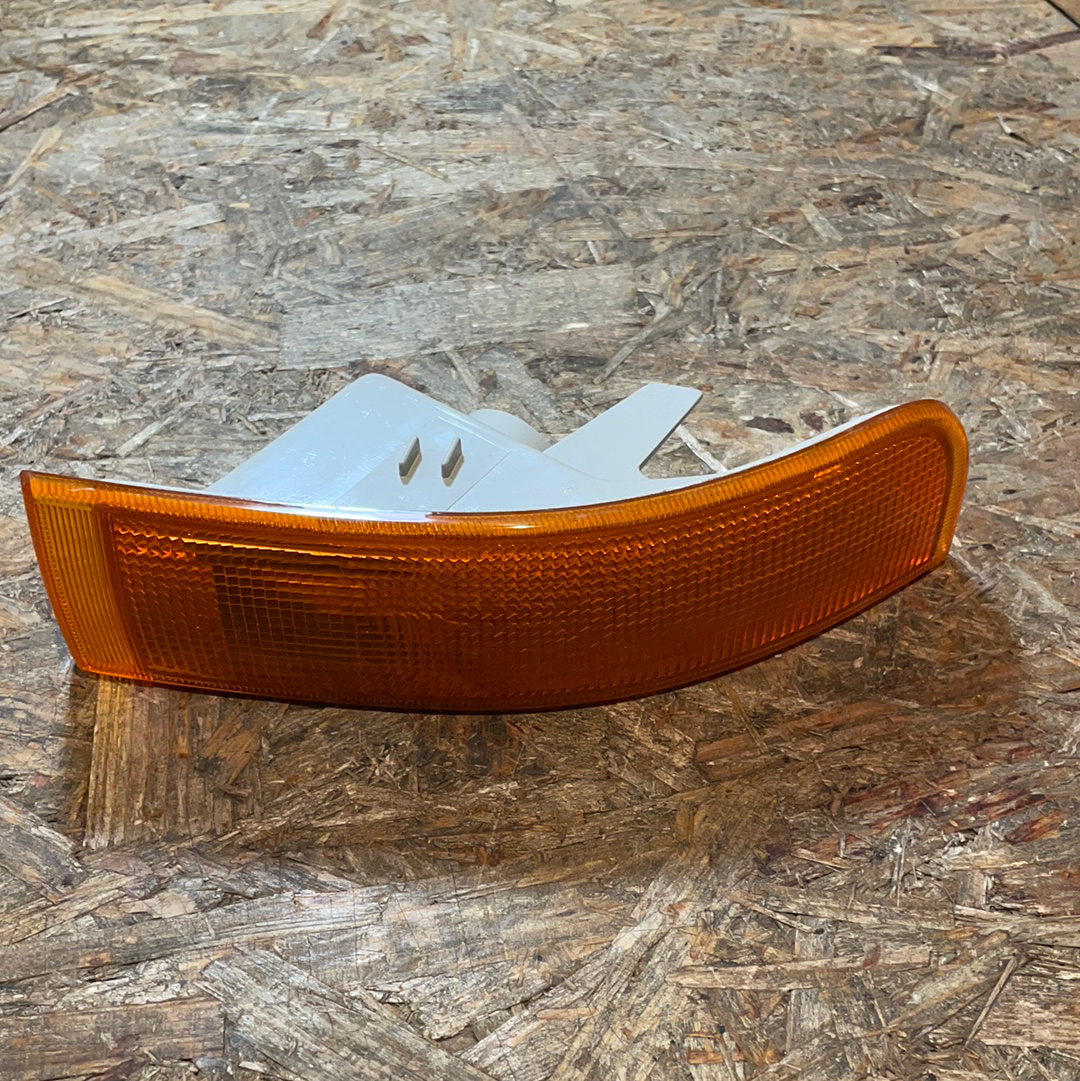 Original GM Opel Senator B Bj. 1987-1994 Blinkerleuchte rechts Neu