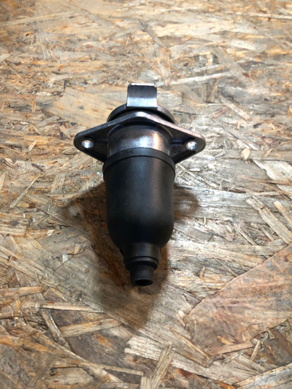 Original Hella Steckdose 7Pol 24V Neu