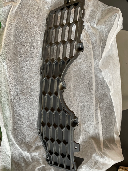 Original GM Daewoo Kalos Grilleinsatz Neu