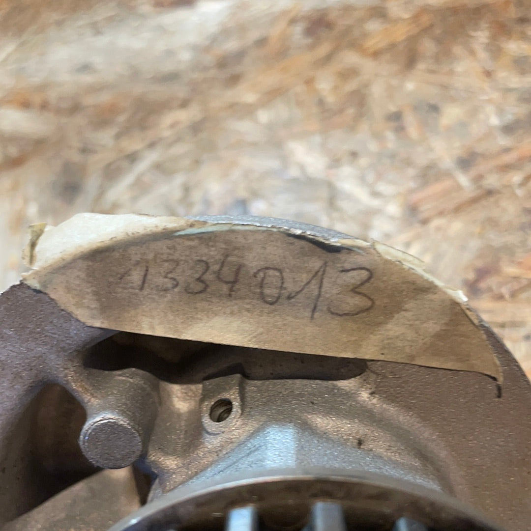 Original GM Opel Kadett E Ascona C Manta Rekord E Wasserpumpe Neu