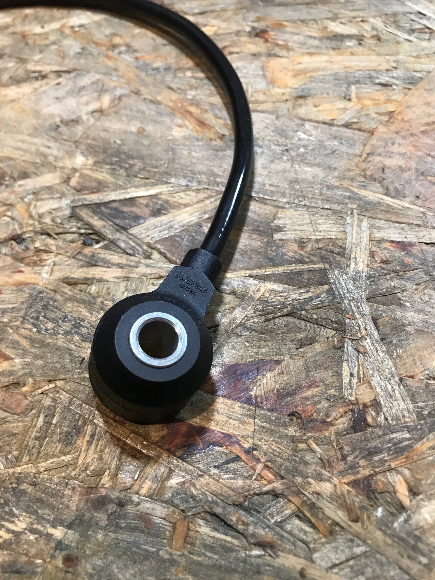 Original Opel Vectra A/B Astra F Omega B Calibra 1.8 2.0 L Klopfsensor NEU