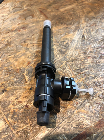 Original Opel Vivaro A Kupplungsnehmerzylinderrohr Neu