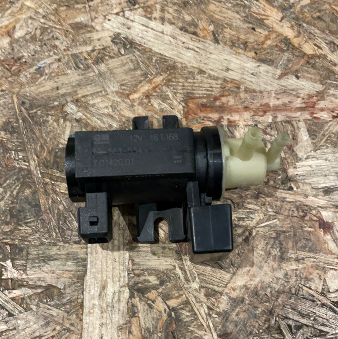 Original GM Opel Unterdrucksensor Druckwandler Turbolader Neu
