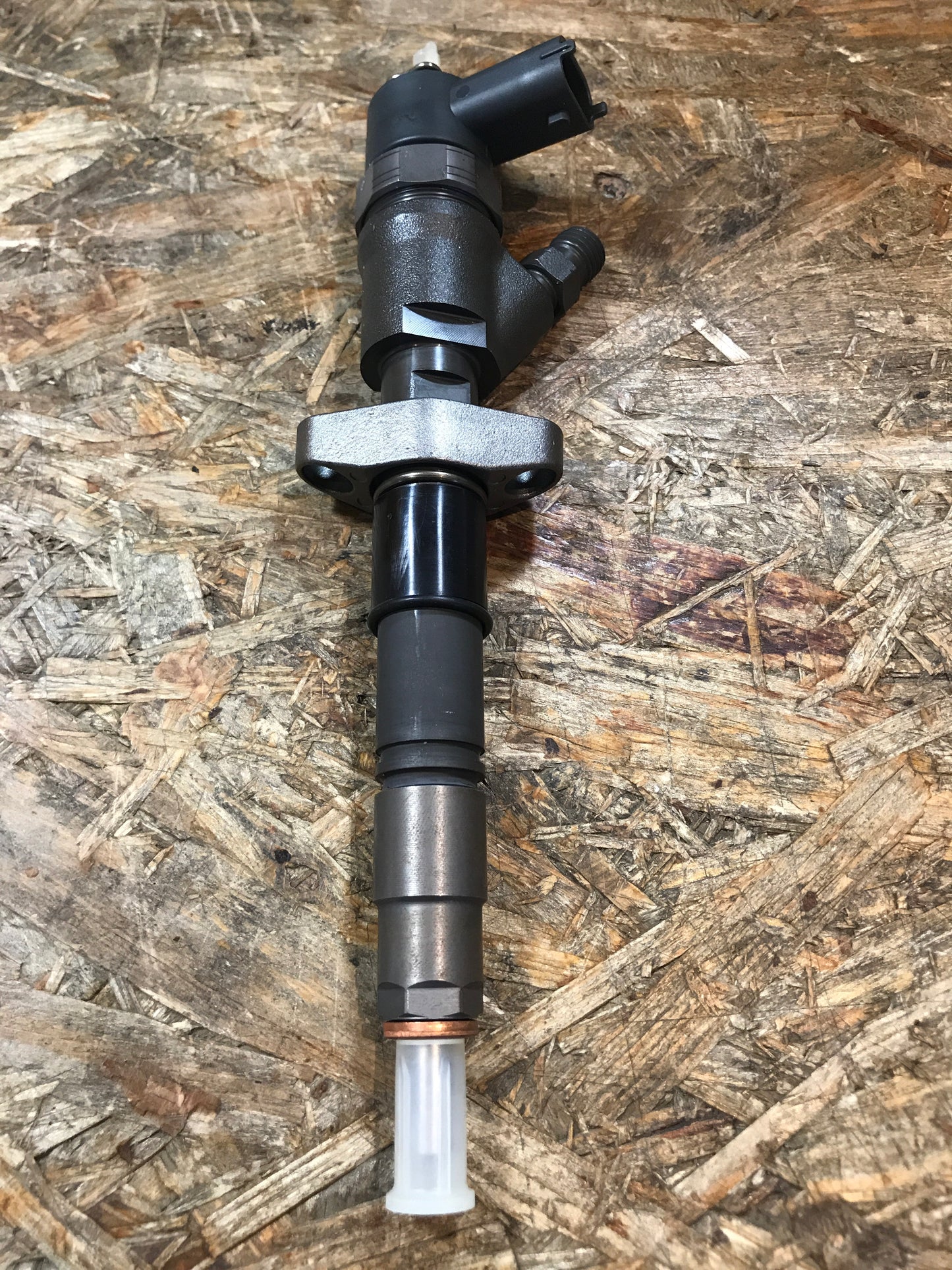 Original Trafic Vivaro Master II 2.5 DCI Einspritzdüse NEU