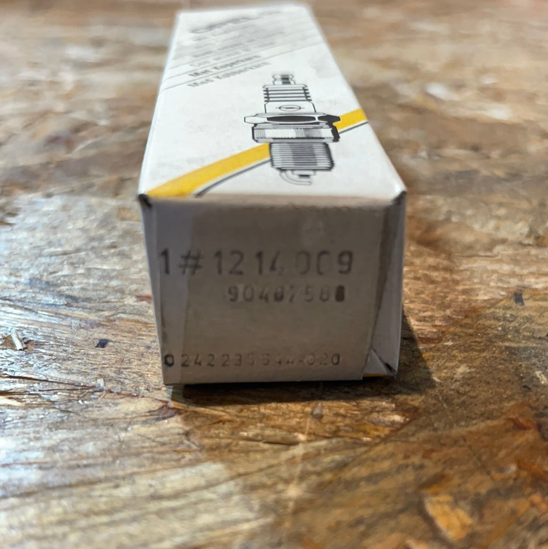 Original GM Opel Monterey 3.2 Chevrolet Cruze Lacetti Nubira Nexia Kalos Zündkerze Neu