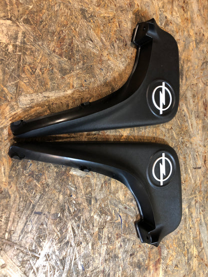 Original GM Opel Corsa B Schmutzfänger Hinten Neu