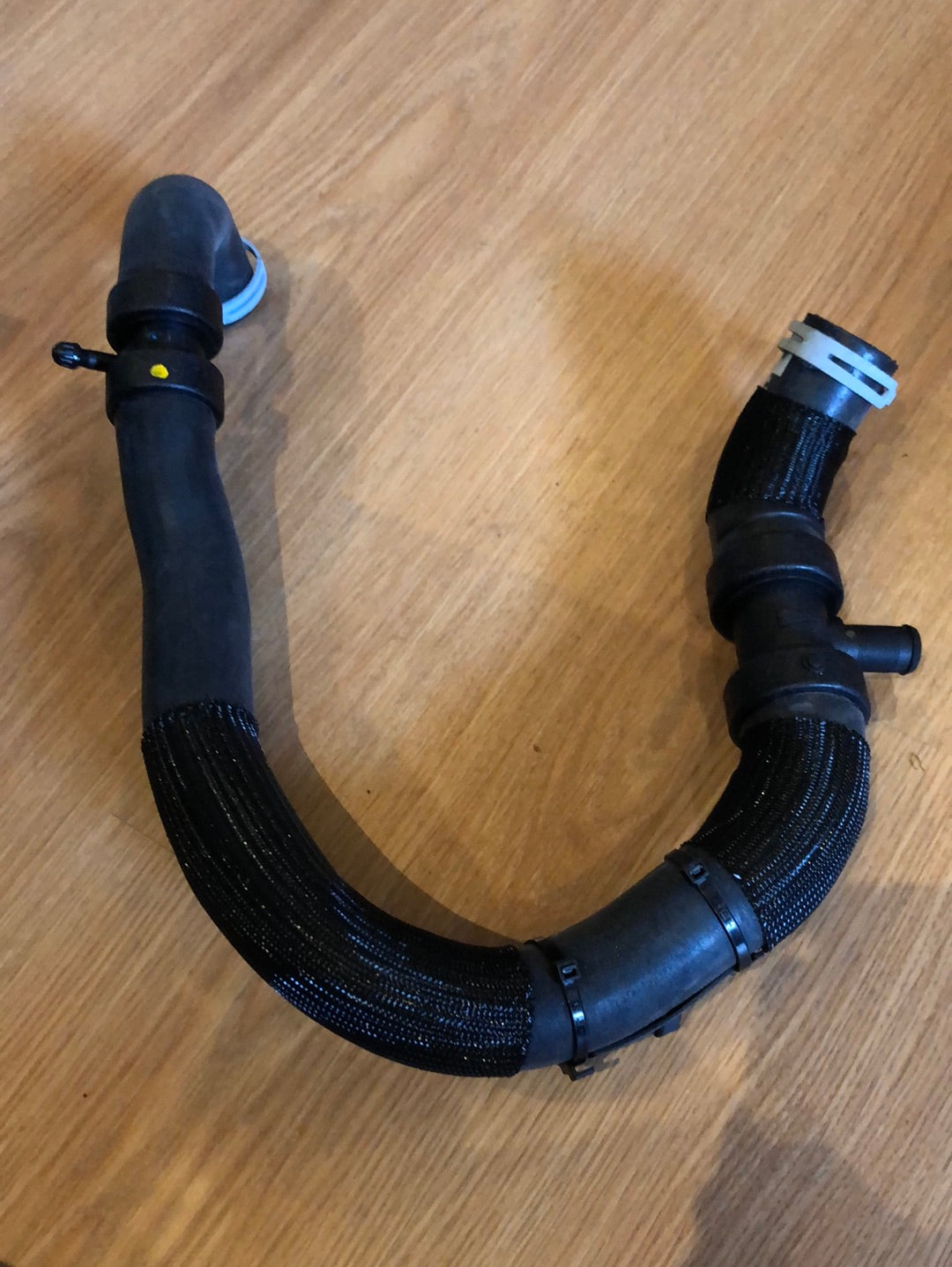 Original GM Opel Vivaro B Kühlerschlauch rechts Neu