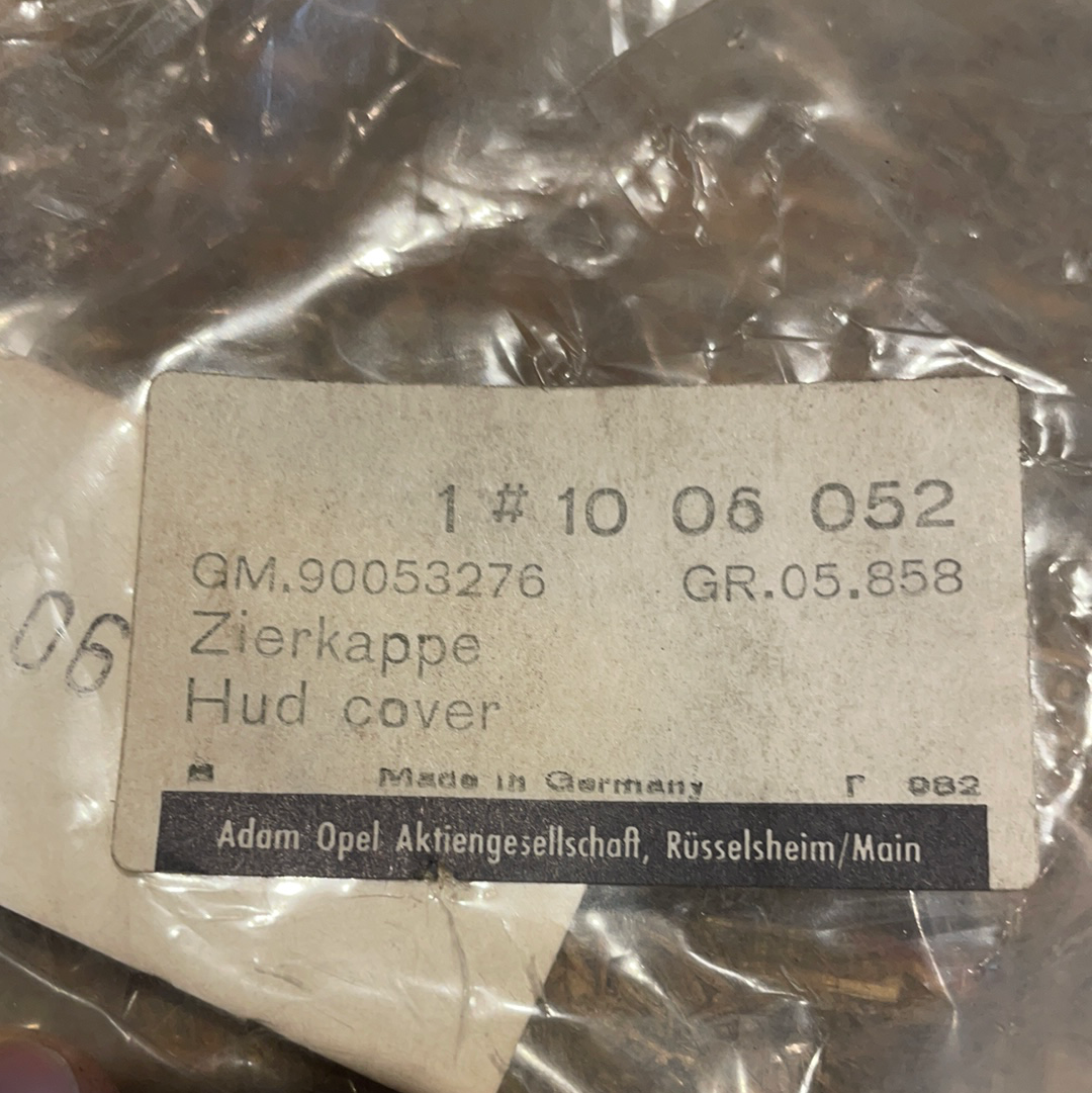 Original GM Opel Kadett D Radkappe Zierkappe Neu