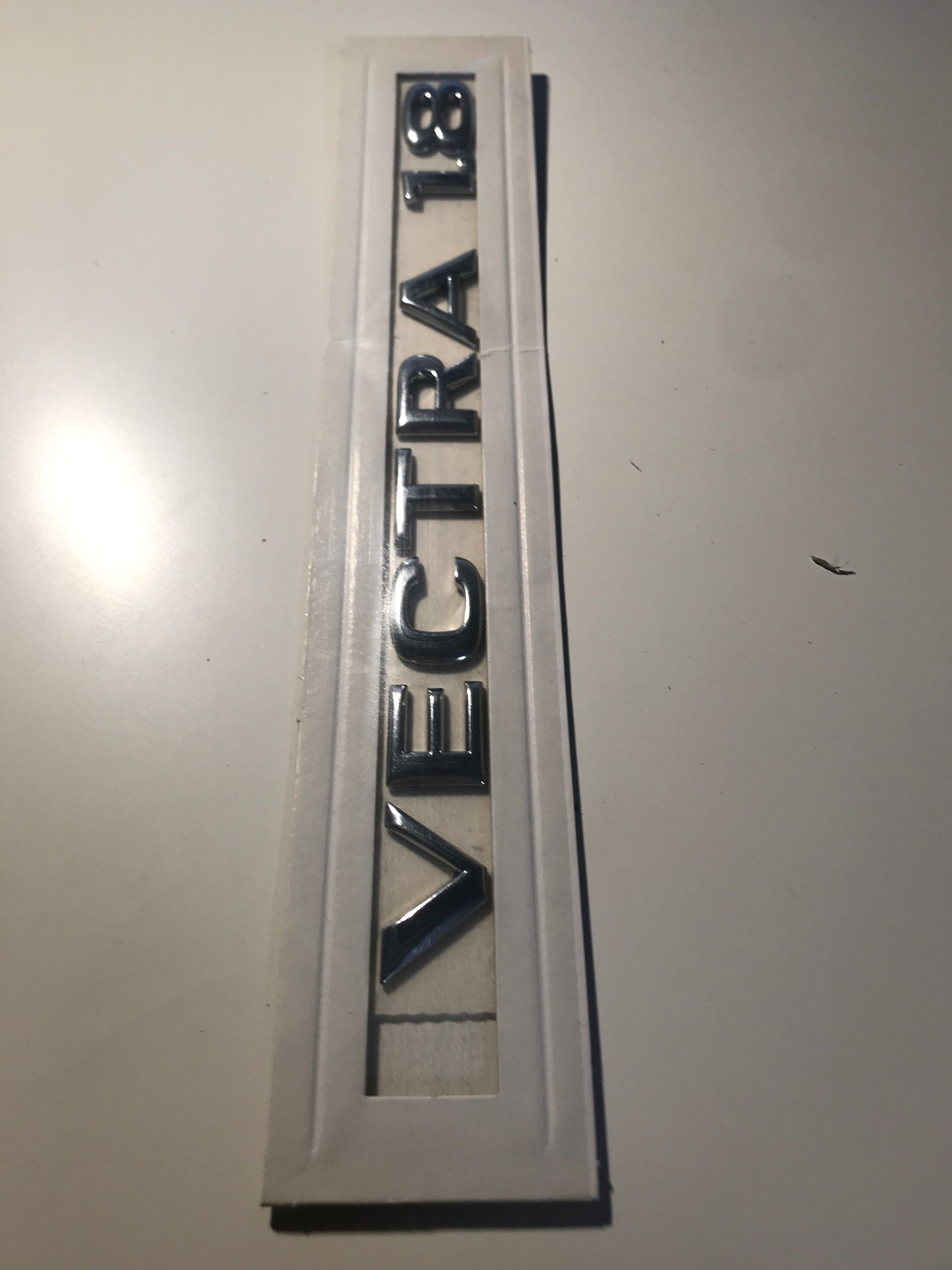 Original Vectra 1,8 Schriftzug hinten NEU