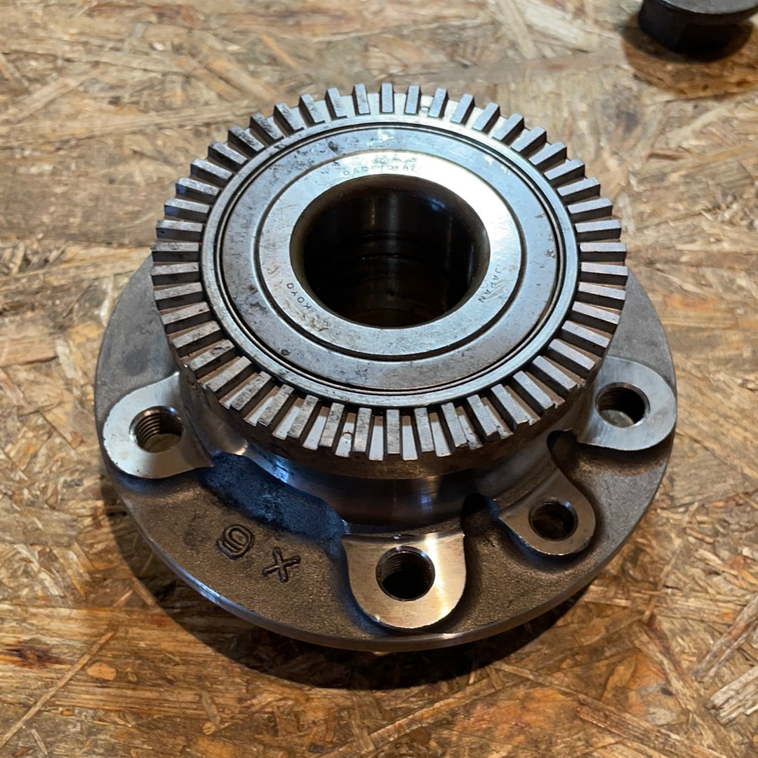 Original GM Opel Omega A/B Senator B Radlager Radnabe Neu
