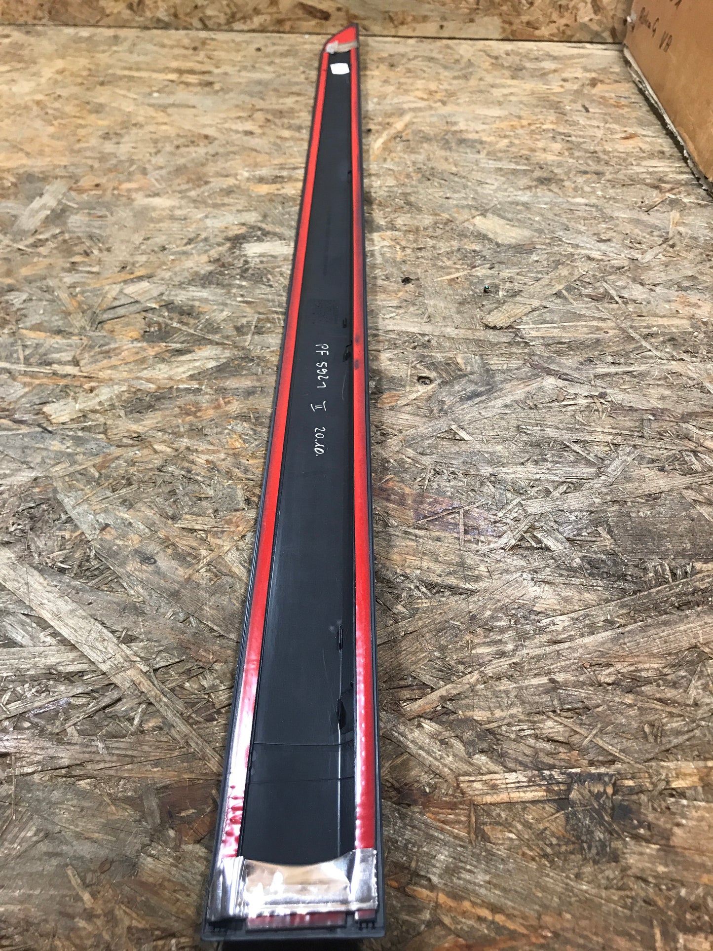 Original Opel Astra H Schutzleiste vorne links NEU