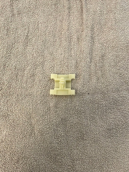 Befestigungsclips Zierleiste / Stoffleiste Golf 3 Original VW Neu