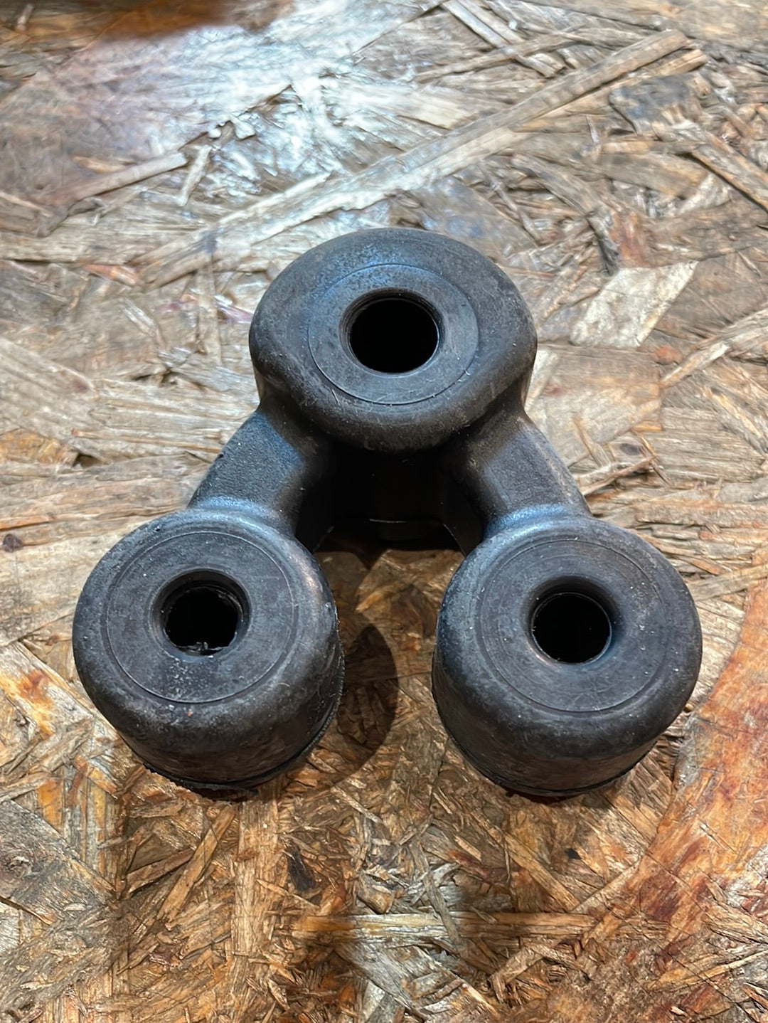 Original GM Opel Corsa Chevrolet Matiz M200 Halter Abgasanlage Neu