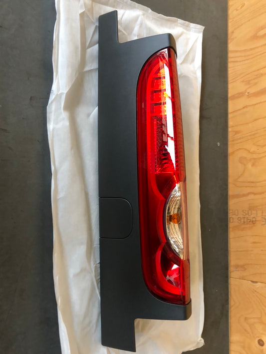 Original GM Opel Vivaro A Rückleuchte links Neu