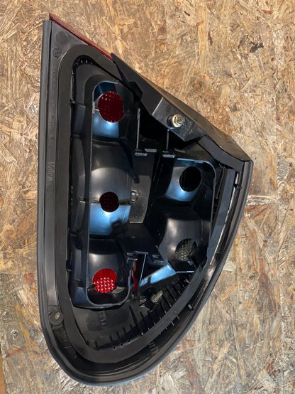 Original GM Opel Tigra A Rückleuchte hinten links Hersteller Valeo Neu