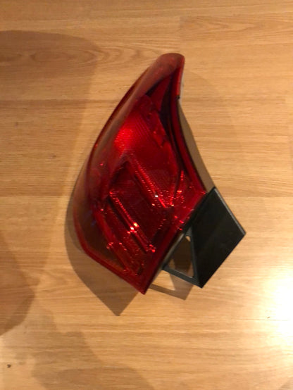 Original GM Opel Astra Rückleuchte links Neu
