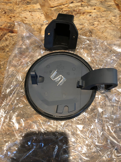 Original GM Opel Astra 1.9 88KW Tankdeckel Neu