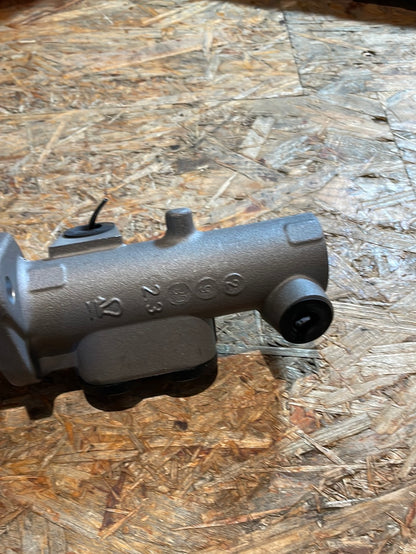 Original GM Opel Vectra B Hauptbremszylinder Neu