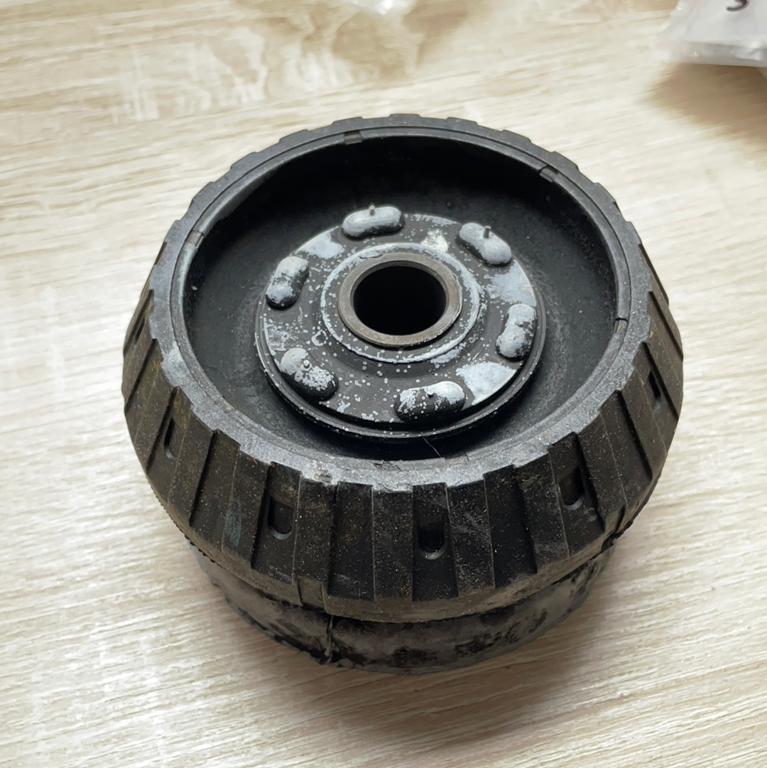Original GM Opel Omega A/B Federbeinstütze Lager Neu
