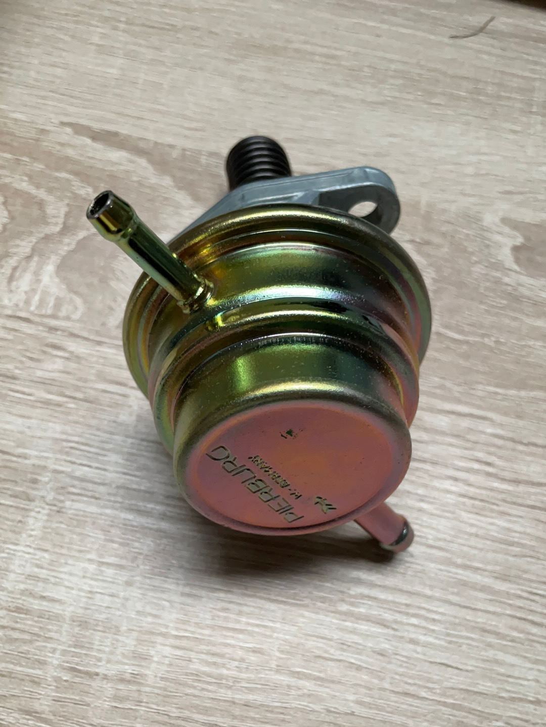 Original GM Opel Kadett E Kraftstoffpumpe Neu