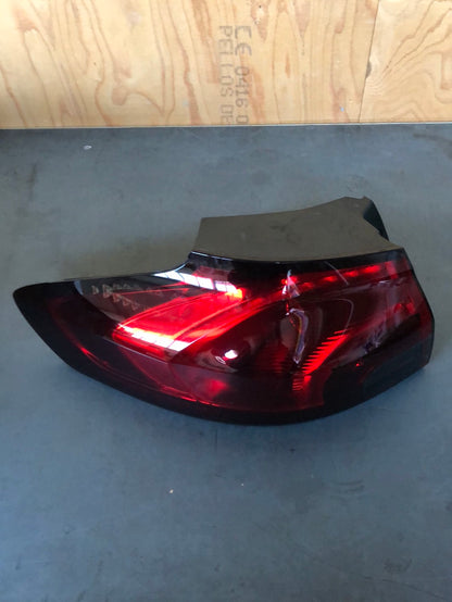 Original GM Opel Zafira Tourer C Heckleuchte links Neu