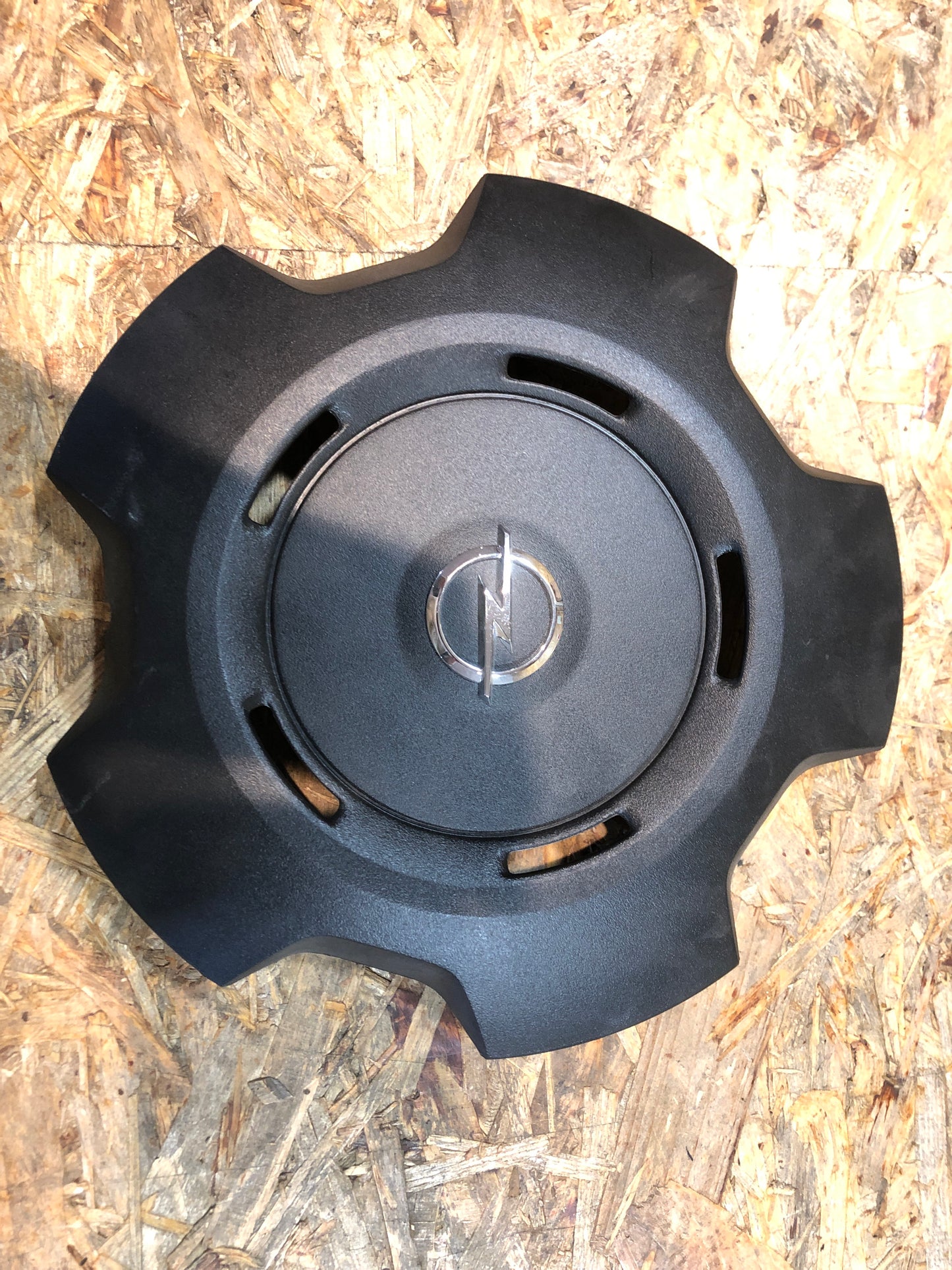 Original GM Opel Vivaro Zierkappe Neu