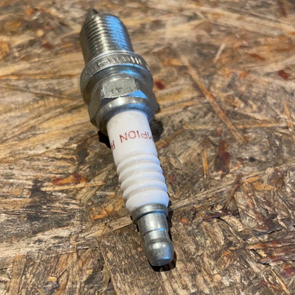 Original GM Opel Frontera B 2,2i Zündkerze Neu