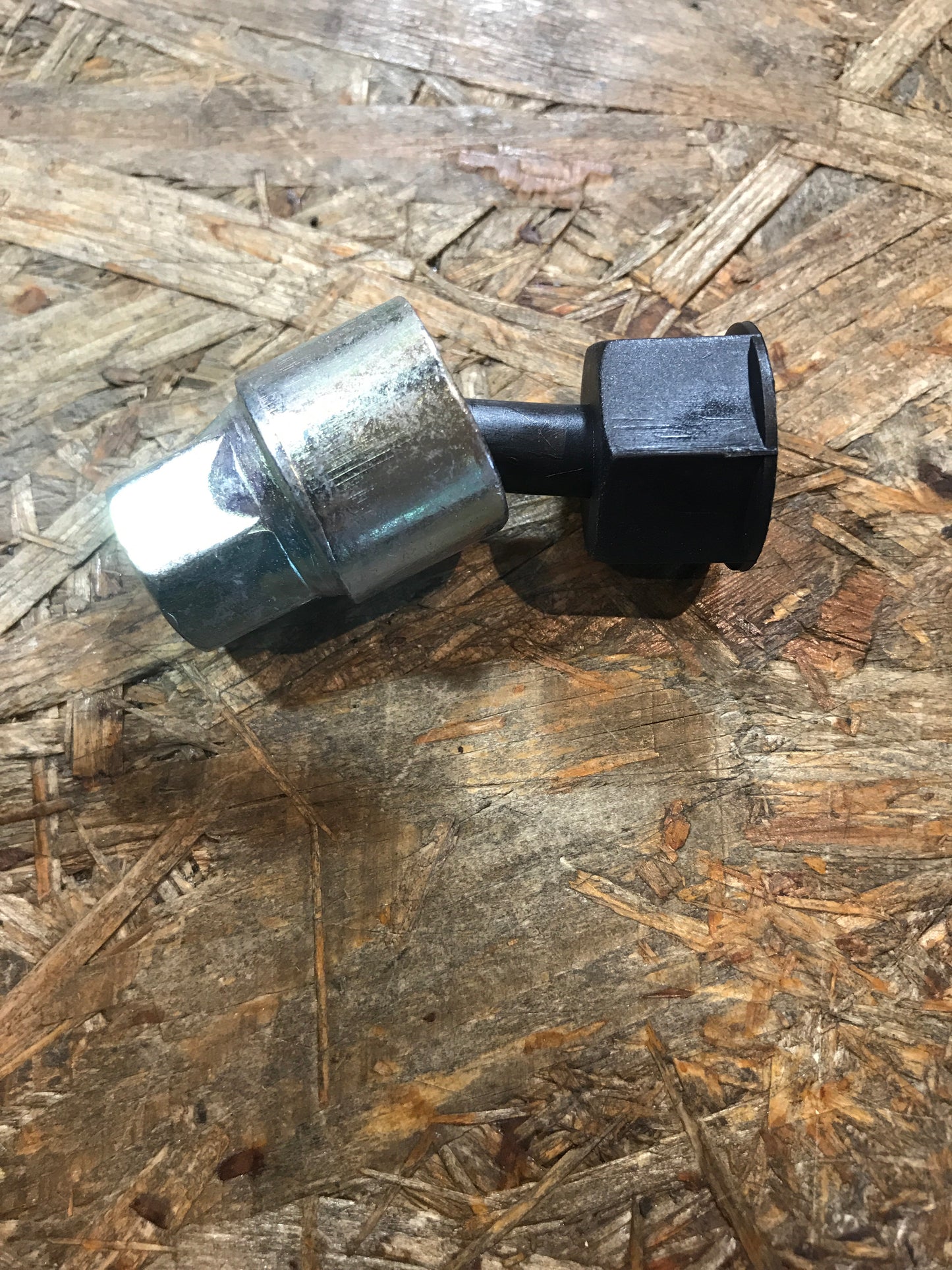 Original Chevrolet Aveo Lacetti Kalos Captiva Radmutter -Satz NEU